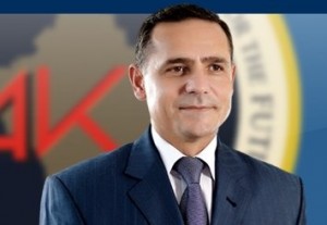 &gt;<b>Ahmet Isufi</b>, kandidat për president? - ahmet_isufi